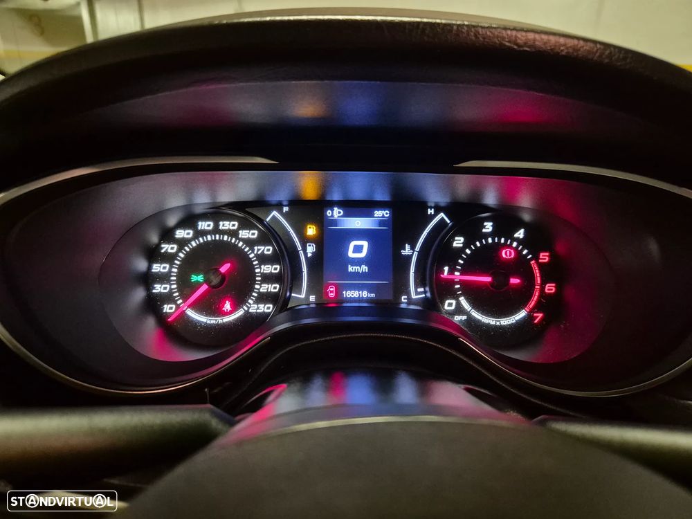 Fiat Tipo Station Wagon 1.3 M-Jet Lounge - 24