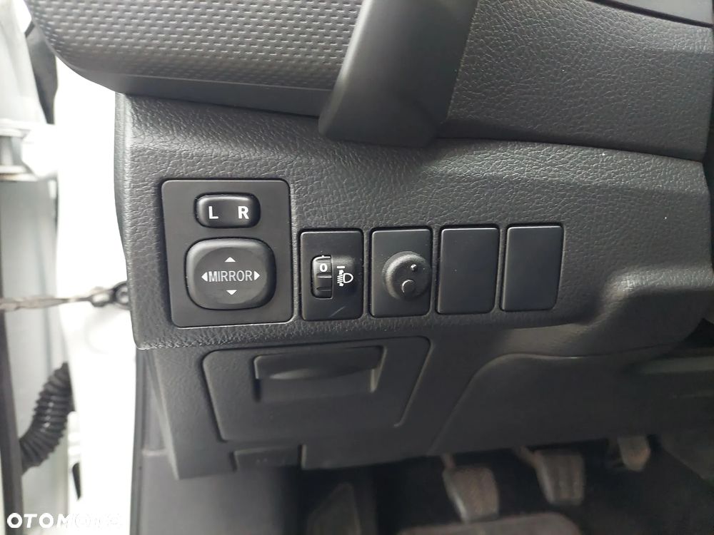 Toyota Auris 1.6 Active - 19