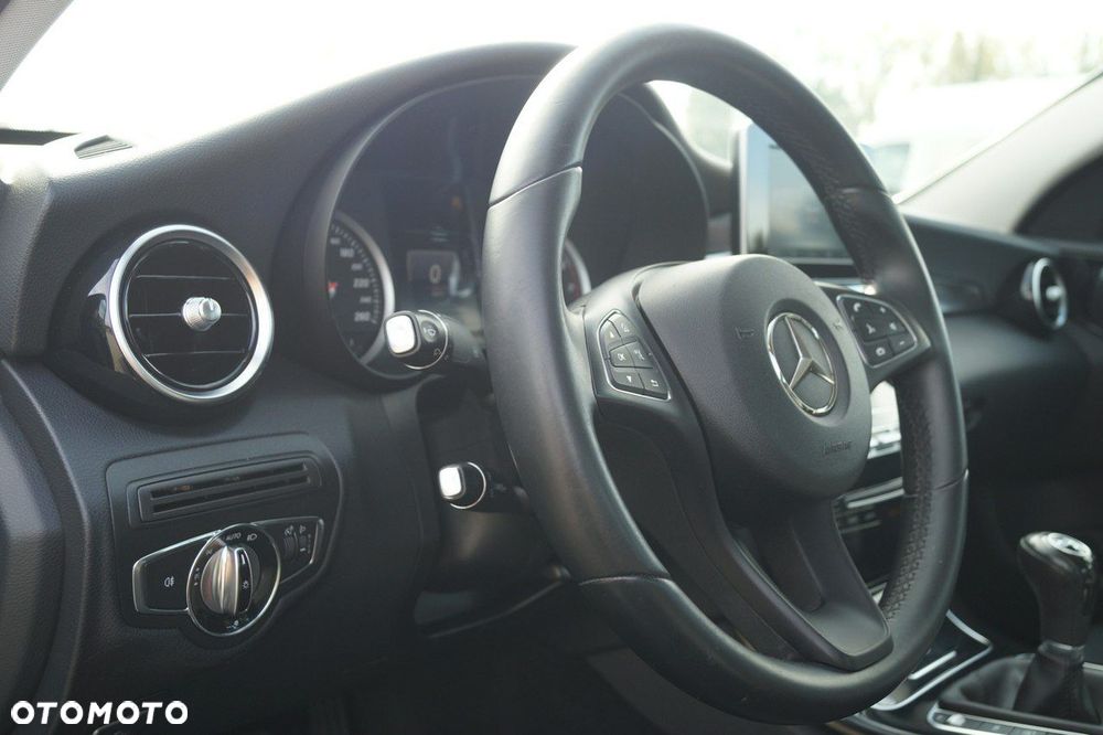 Mercedes-Benz Klasa C - 18