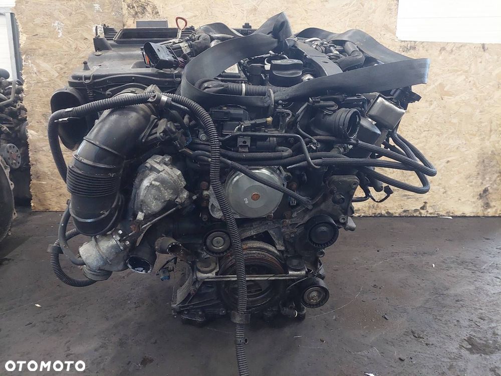 SILNIK POMPA WTRYSKI TURBO MERCEDES W204 C220 2.2 CDI 651.911 A6510904980 - 1