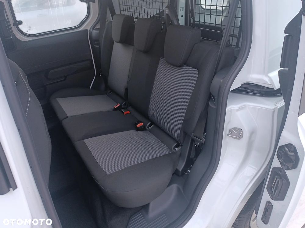 Ford Transit Courier Trend - 16
