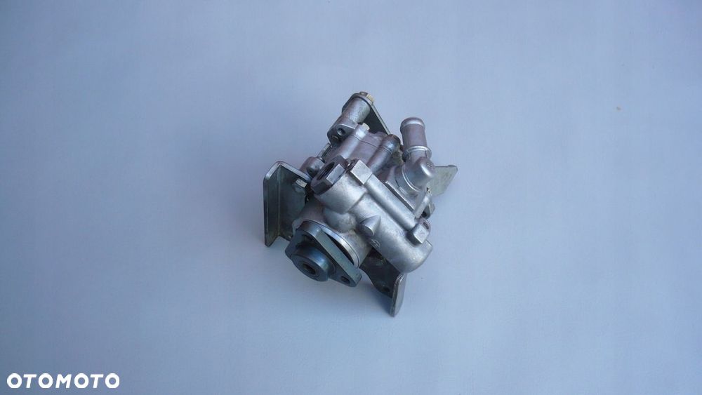 Pompa wspomagania 1095845 BMW X5 E53 3,0i M54 127 BAR - 1