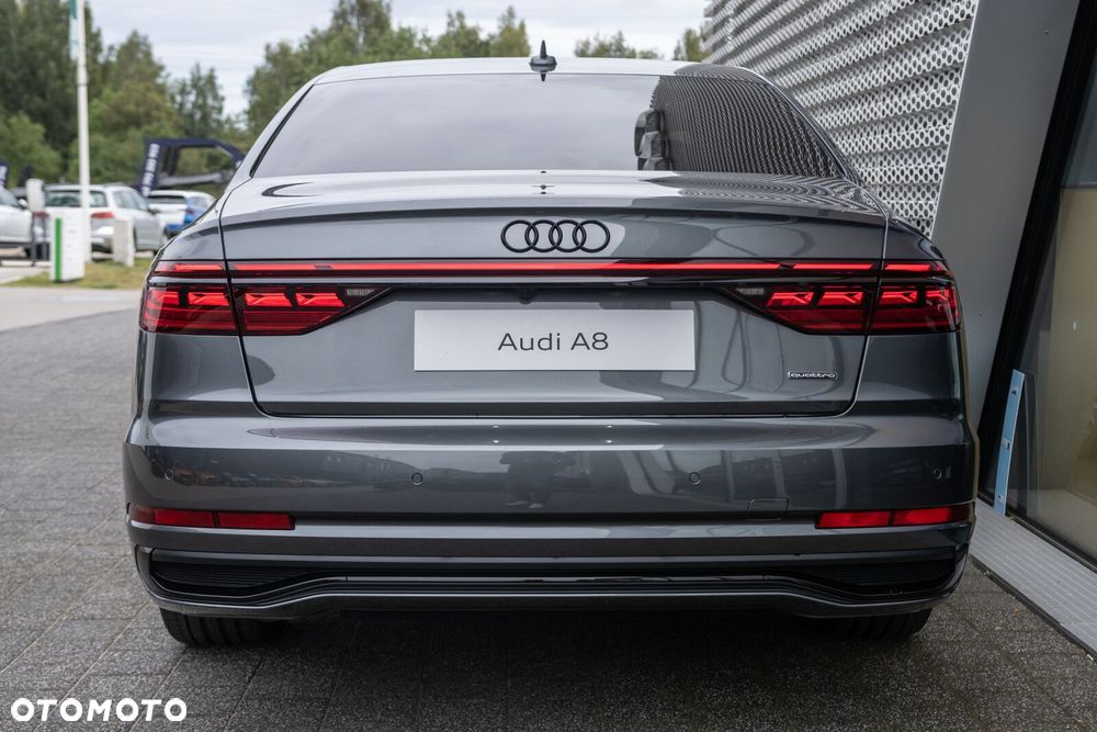 Audi A8 - 5