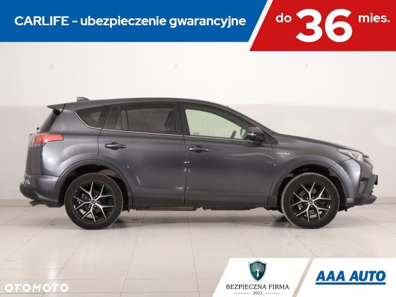 Toyota RAV4 - 7