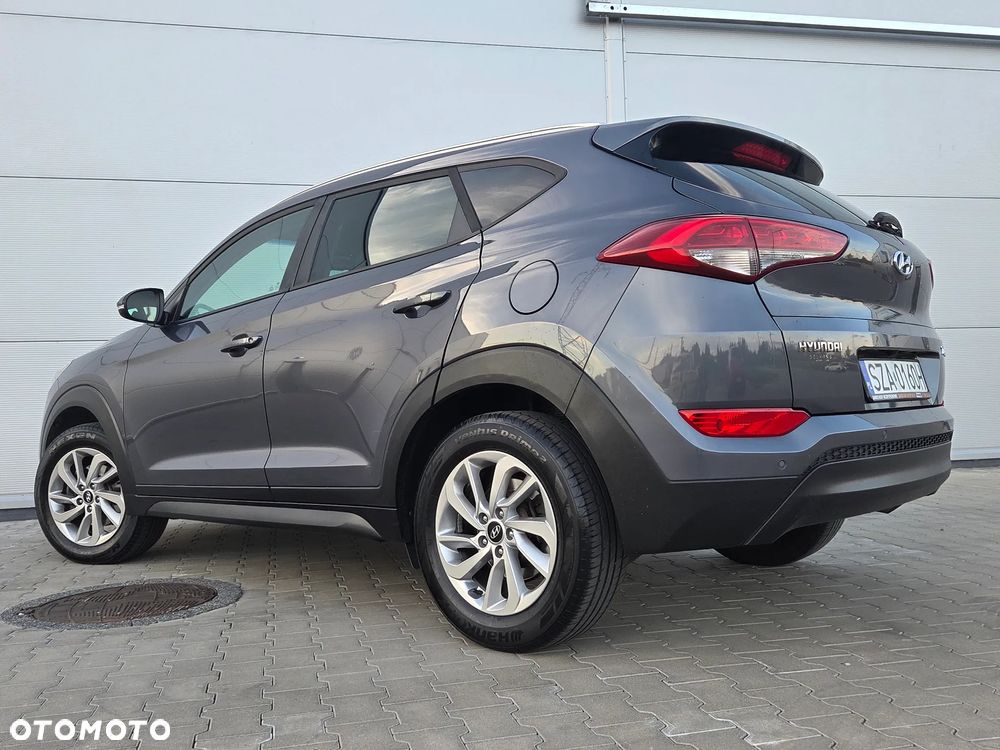 Hyundai Tucson blue 1.7 CRDi 2WD DCT Advantage - 21