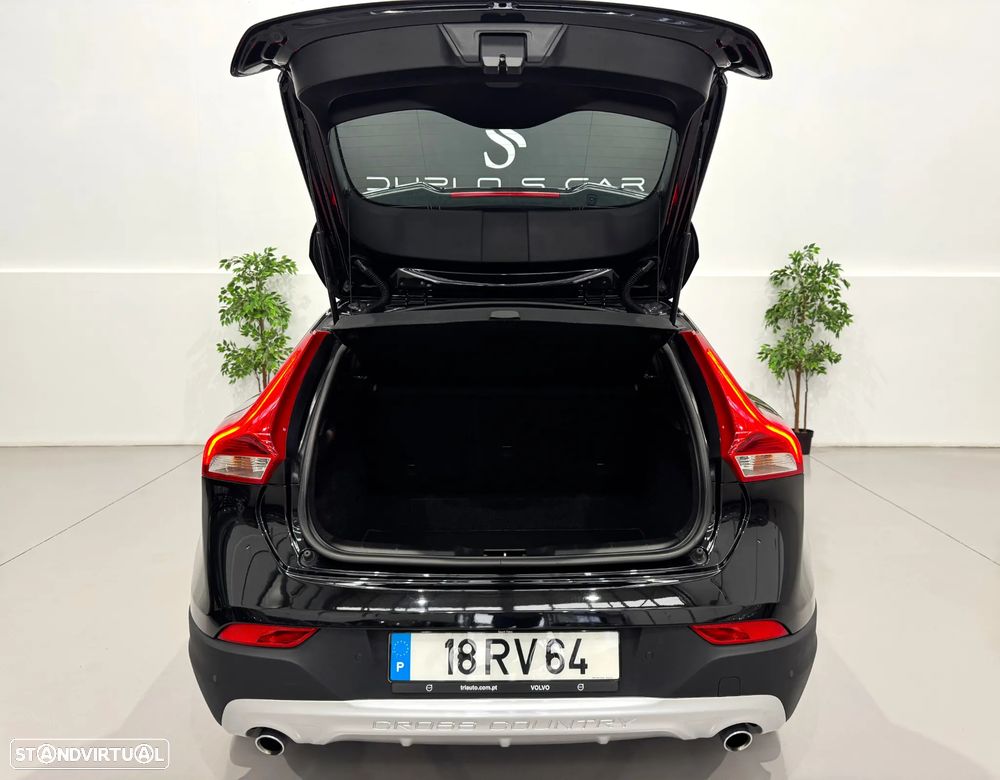 Volvo V40 Cross Country 2.0 D3 Volvo Ocean Race - 28