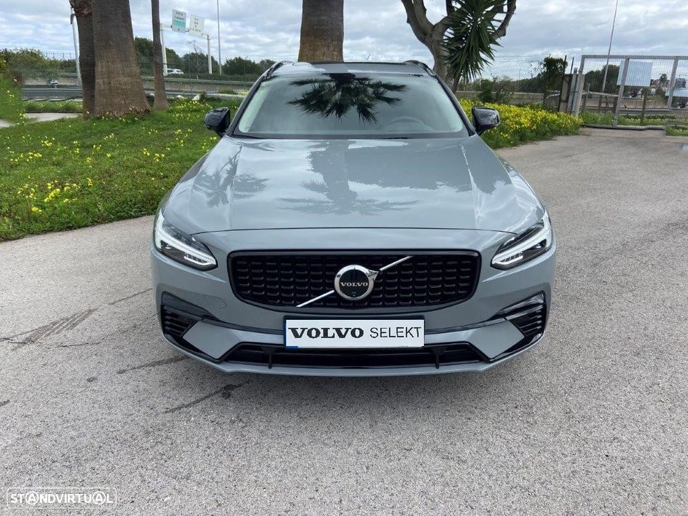 Volvo V90 2.0 T6 PHEV Plus Dark AWD - 4
