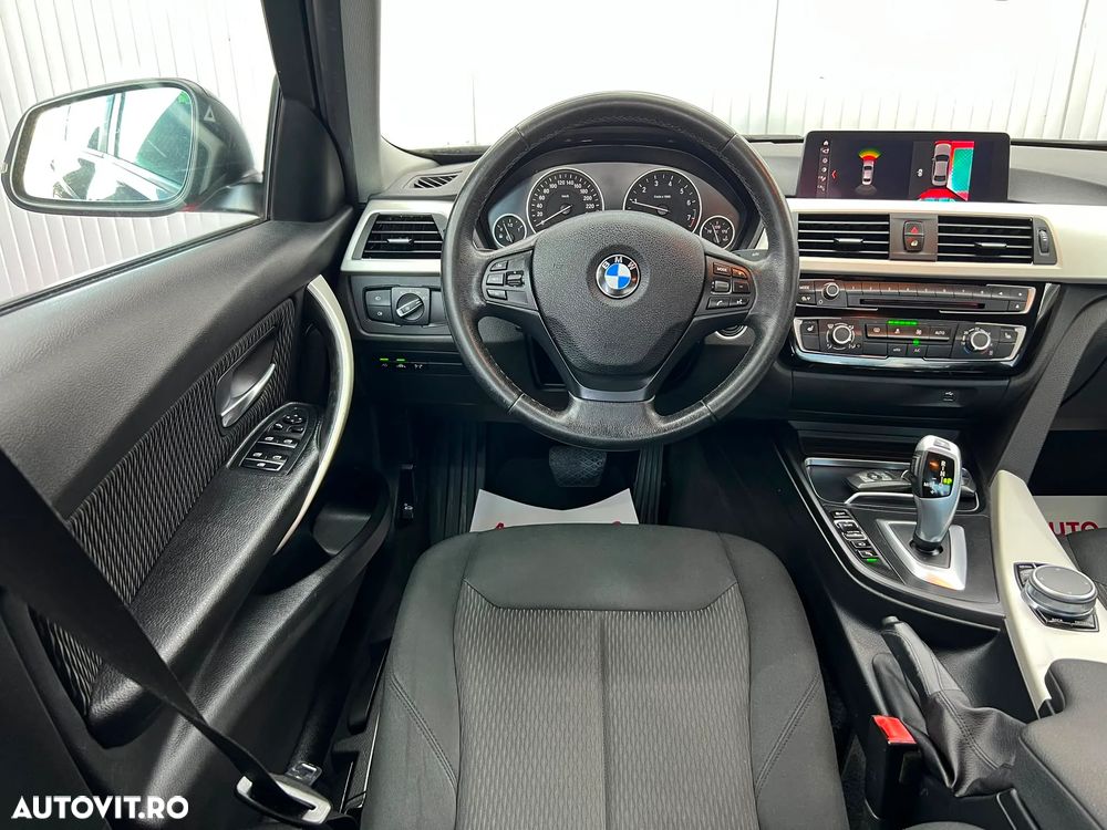 BMW Seria 3 318i Aut. - 9
