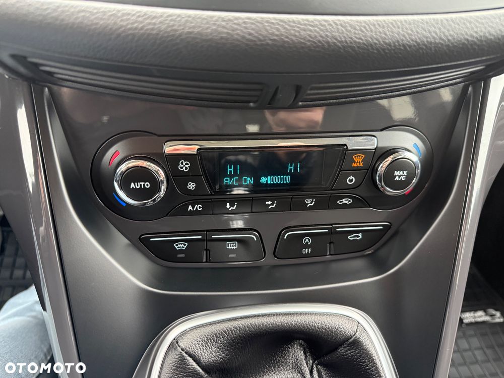 Ford Kuga 2.0 TDCi 4x4 Titanium - 26