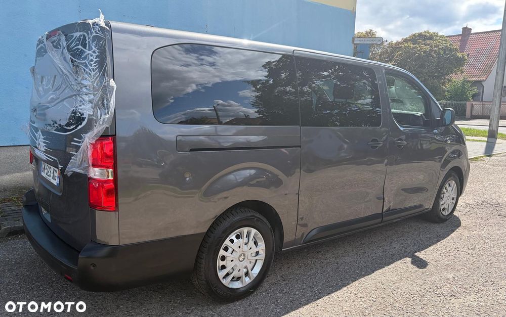 Peugeot Traveller - 6