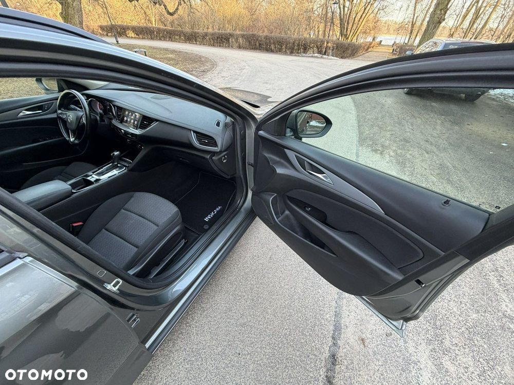 Opel Insignia - 28