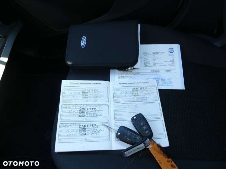 Ford Focus - 8
