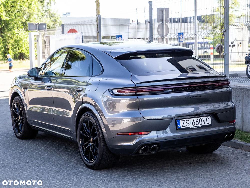 Porsche Cayenne S E-Hybrid PHEV - 10