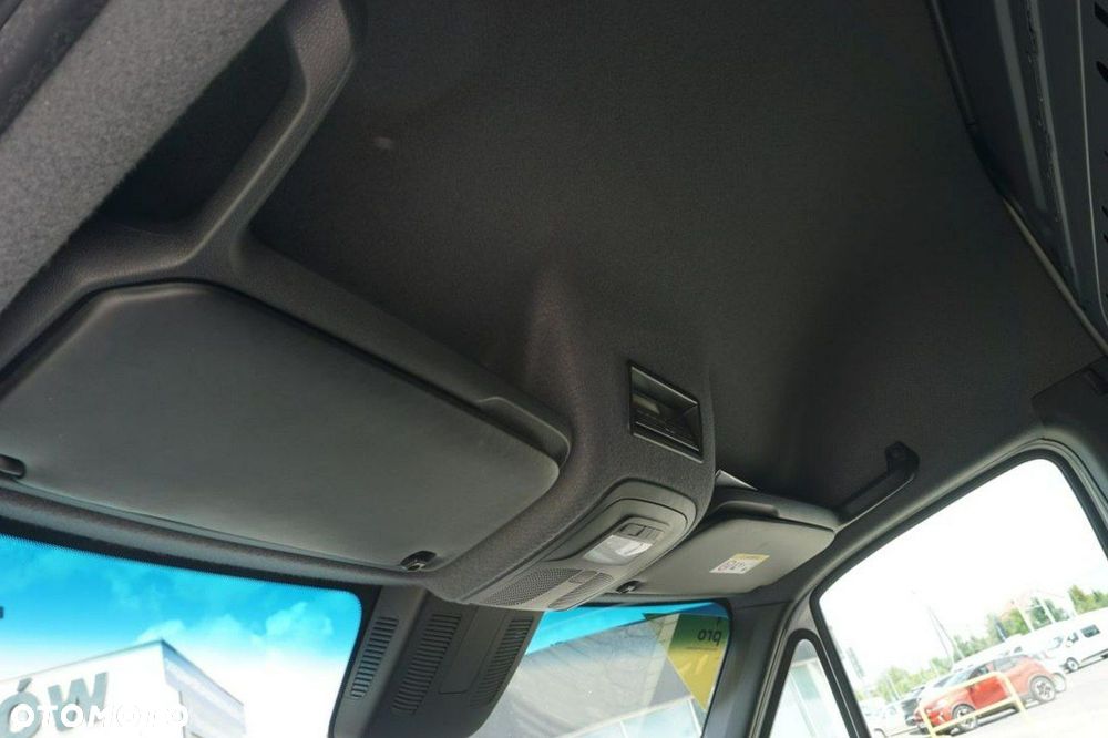 Mercedes-Benz Sprinter - 27