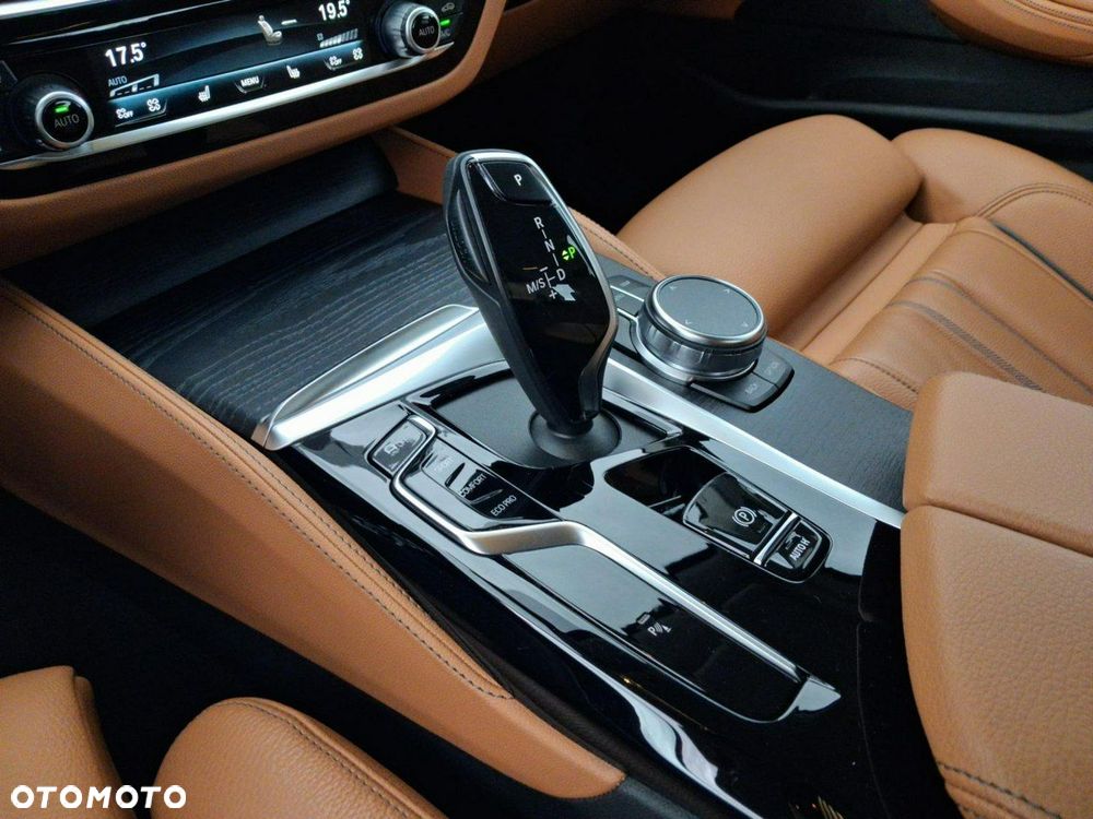 BMW Seria 5 - 27