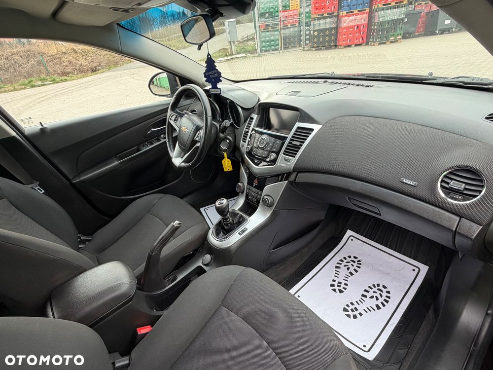 Chevrolet Cruze 1.4 T LT - 10