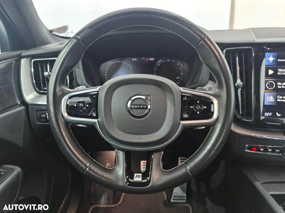 Volvo XC 60 B4 MHEV R-Design - 14