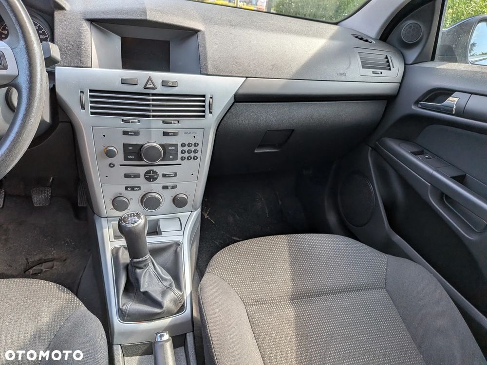 Opel Astra 1.7 CDTI Cosmo - 11