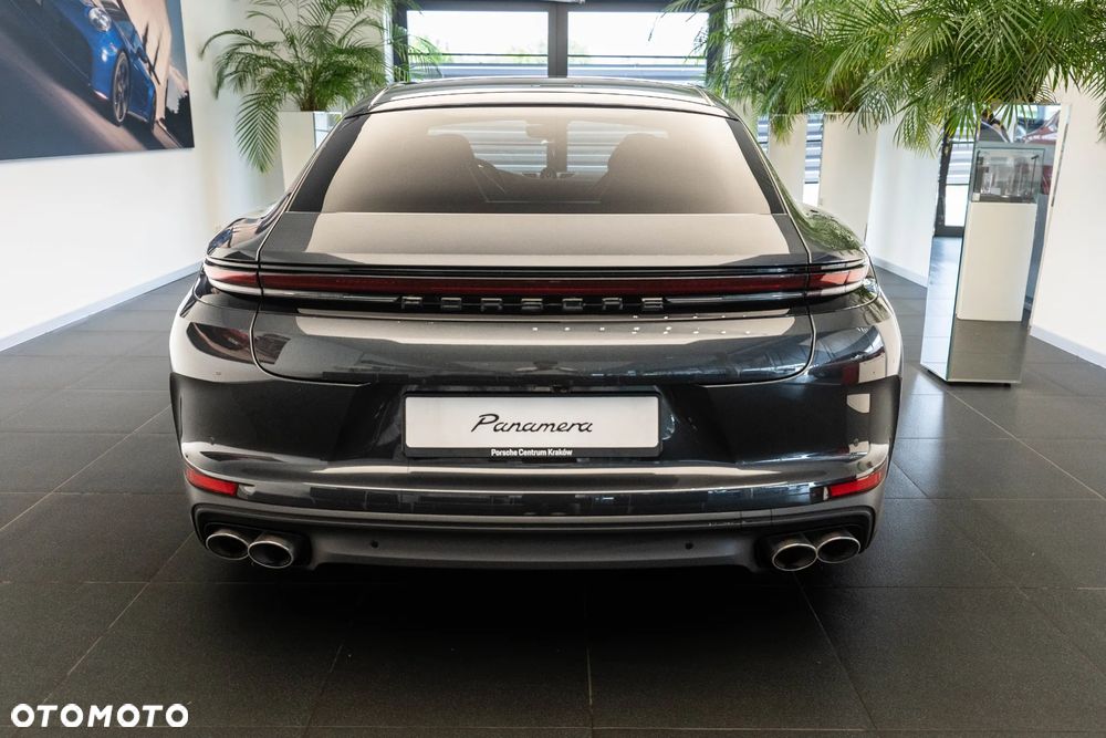 Porsche Panamera 4 E-Hybrid PHEV - 6