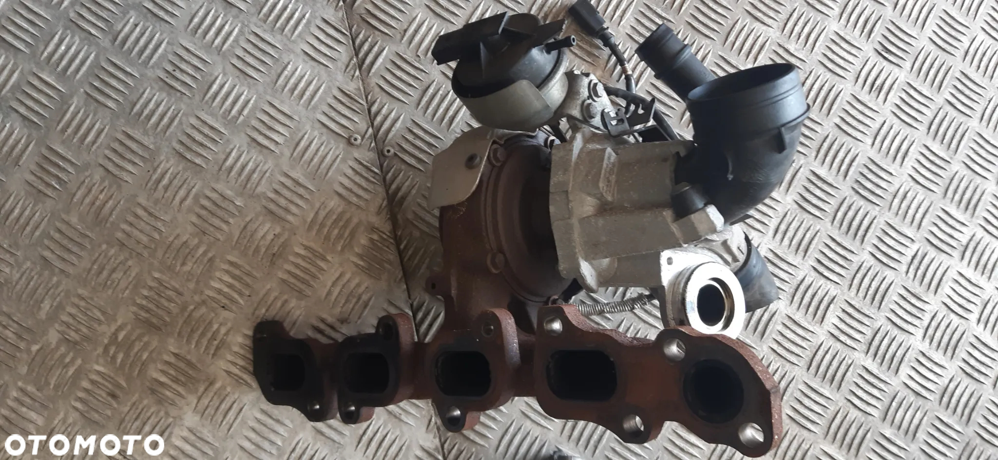 Turbina turbosprężarka VW 2.0 tdi CRB - 3