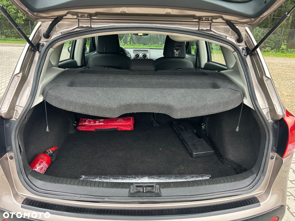 Nissan Qashqai - 12