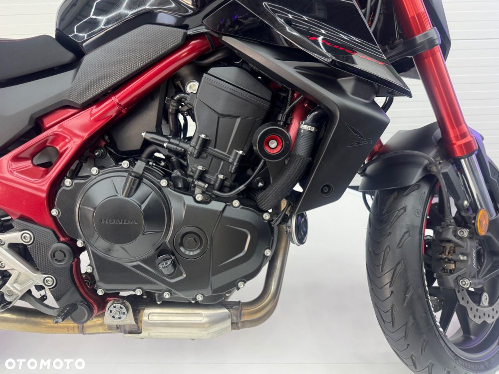 Honda Hornet - 14