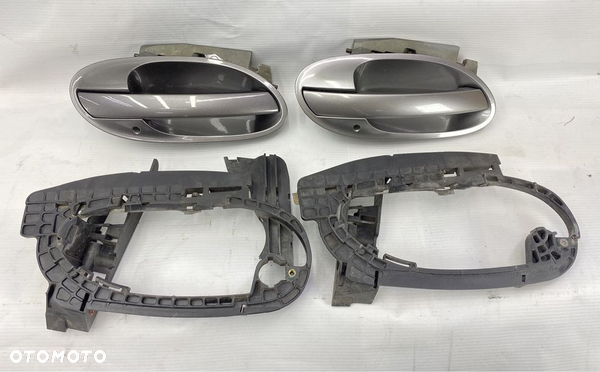 Bmw 7 E65 E66 klamka klamki zewnętrzne przód tył 472