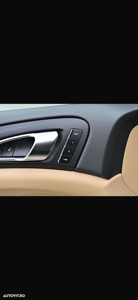 Porsche Cayenne 3.0 L - 32