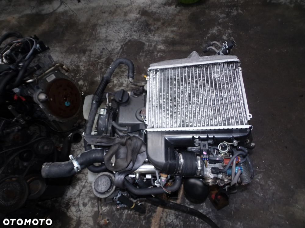 Kmpletny silnik Toyota Hilux 3.0 D4D 1KD - 1