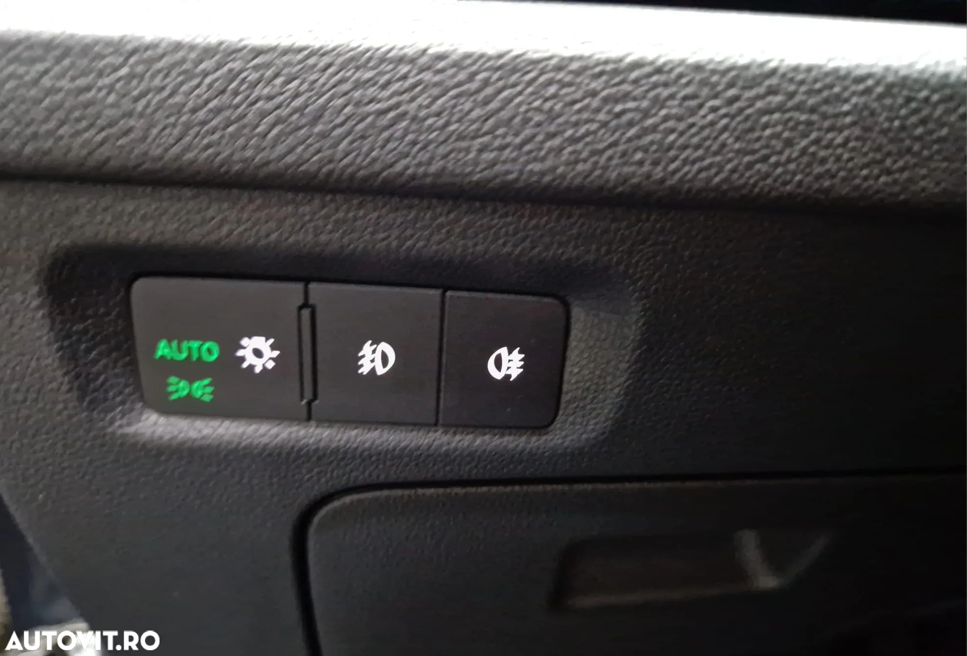 Skoda Octavia 2.0 TDI Ambition - 8