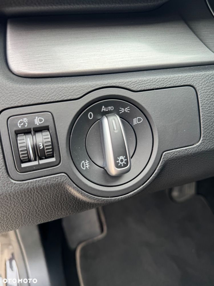 Volkswagen Passat 1.4 TSI Comfortline R-Style - 15