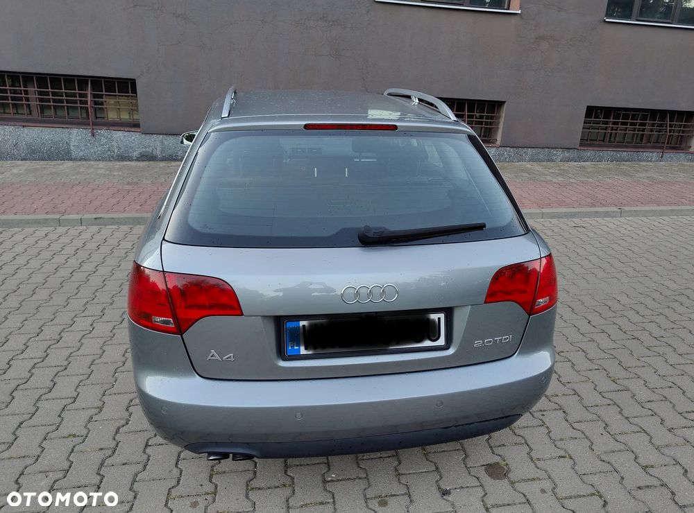 Audi A4 Avant 2.0 TDI - 21