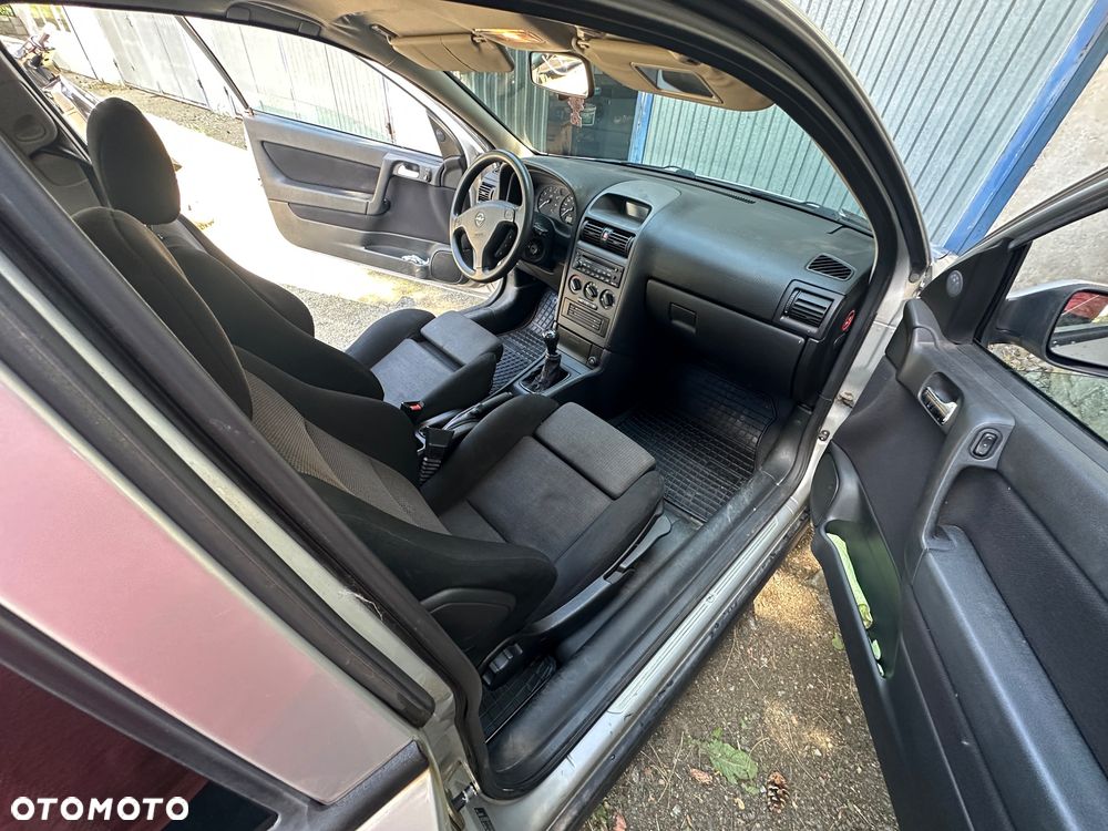 Opel Astra 1.6 - 7
