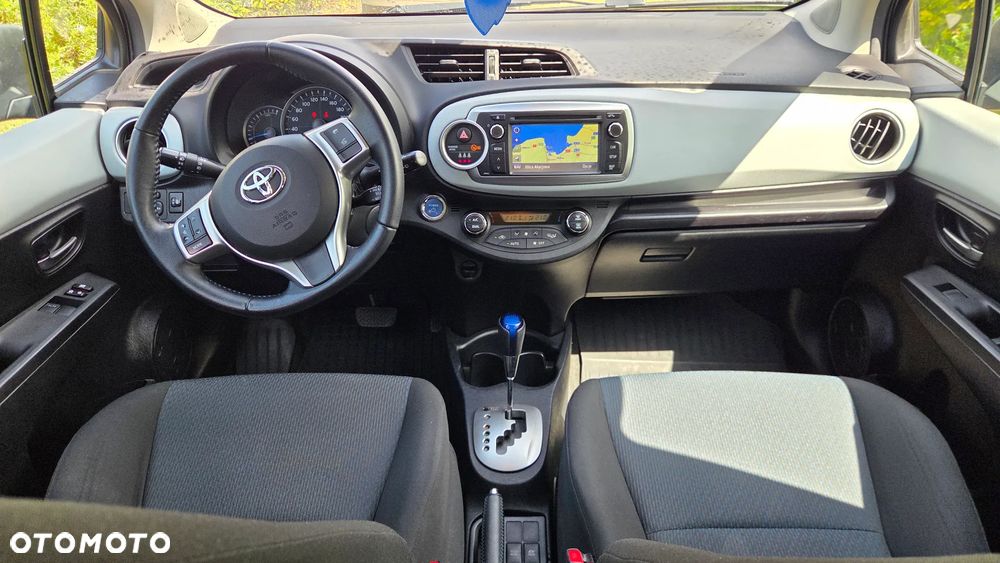 Toyota Yaris Hybrid 100 Premium EU6 - 4
