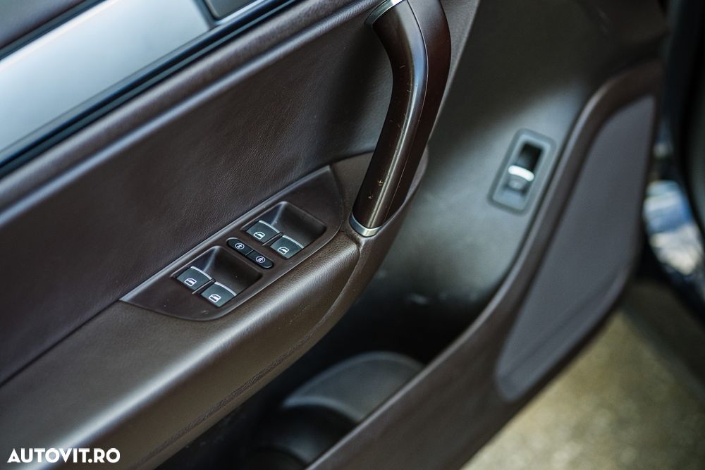 Volkswagen Touareg 3.0 V6 TDI BMT - 33