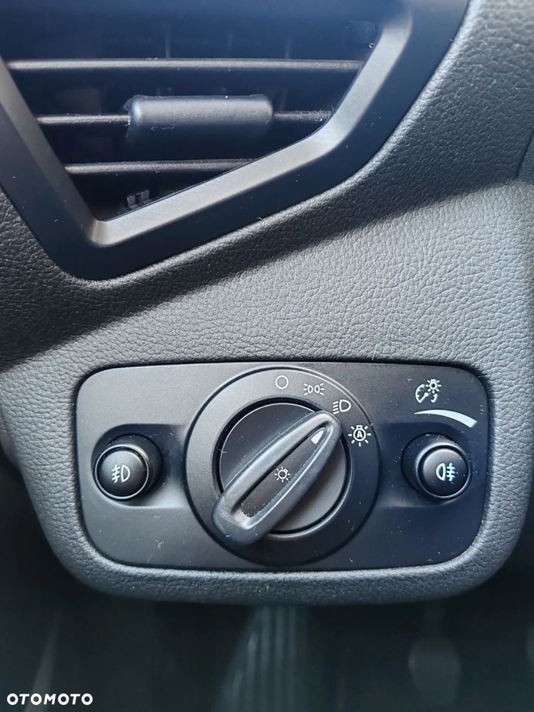 Ford C-MAX 1.5 EcoBoost Start-Stop-System Titanium - 19