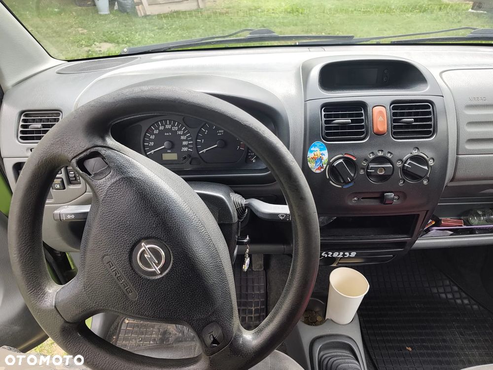 Opel Agila 1.2 Base / Club - 7