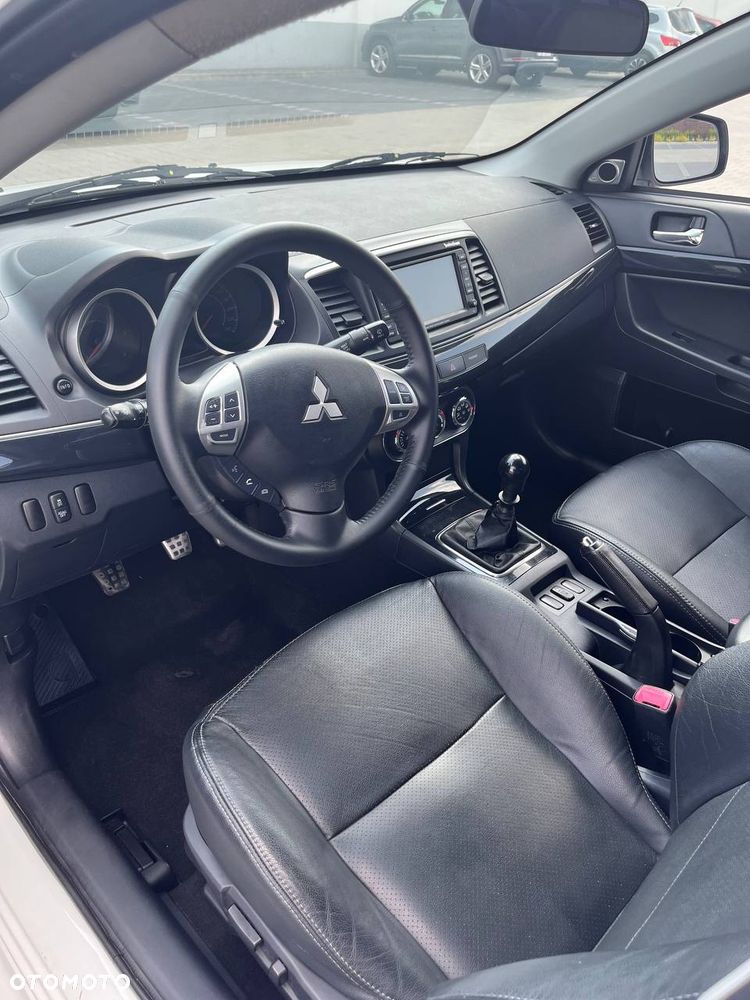 Mitsubishi Lancer - 6