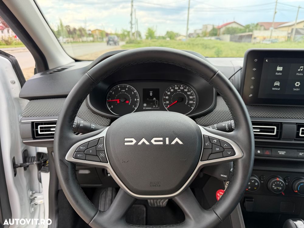 Dacia Sandero TCe 90 CVT Comfort - 13