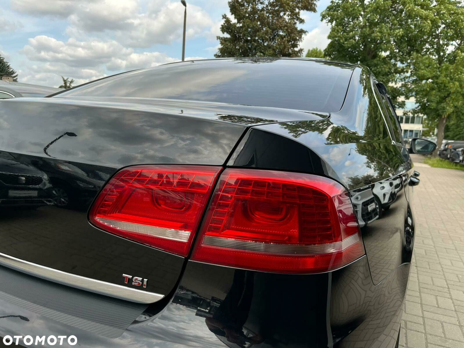 Volkswagen Passat 1.4 TSI BMT Comfortline - 23