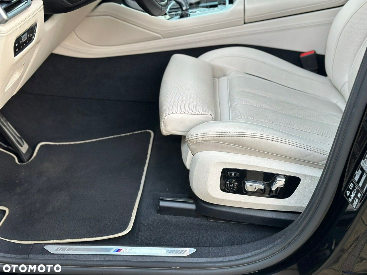 BMW X6 - 22