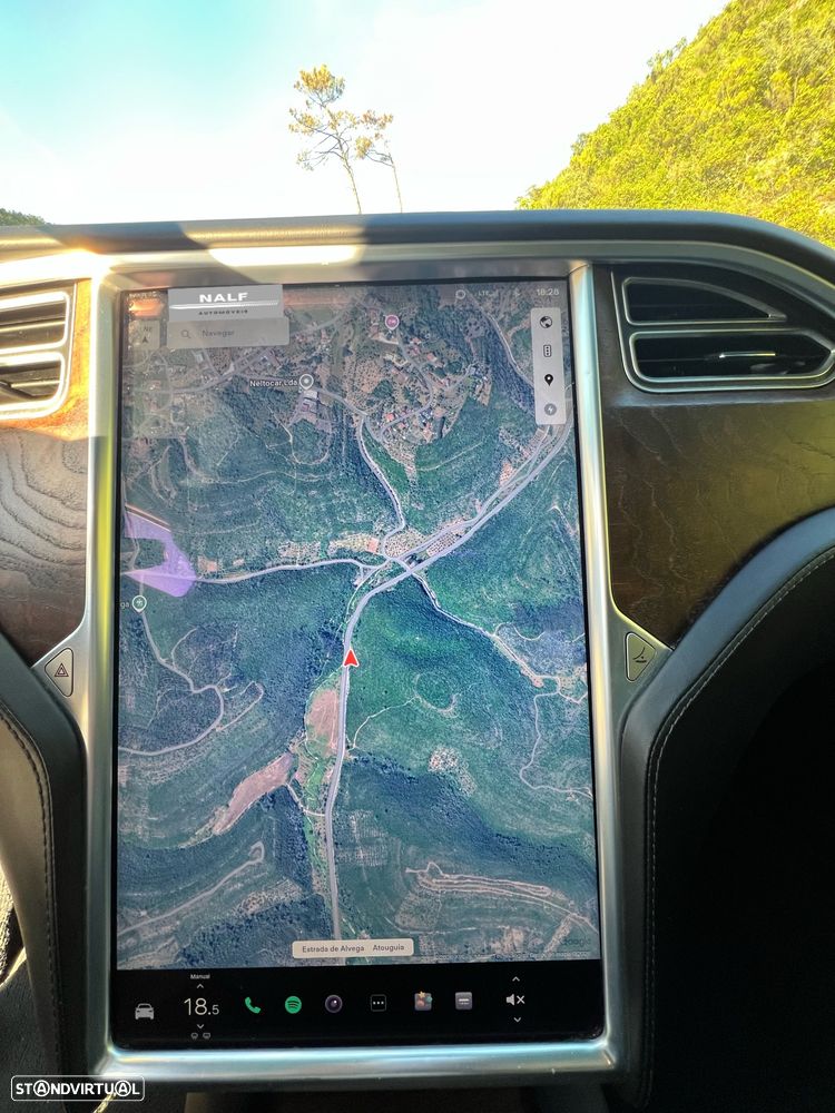 Tesla Model X Standard Range - 6