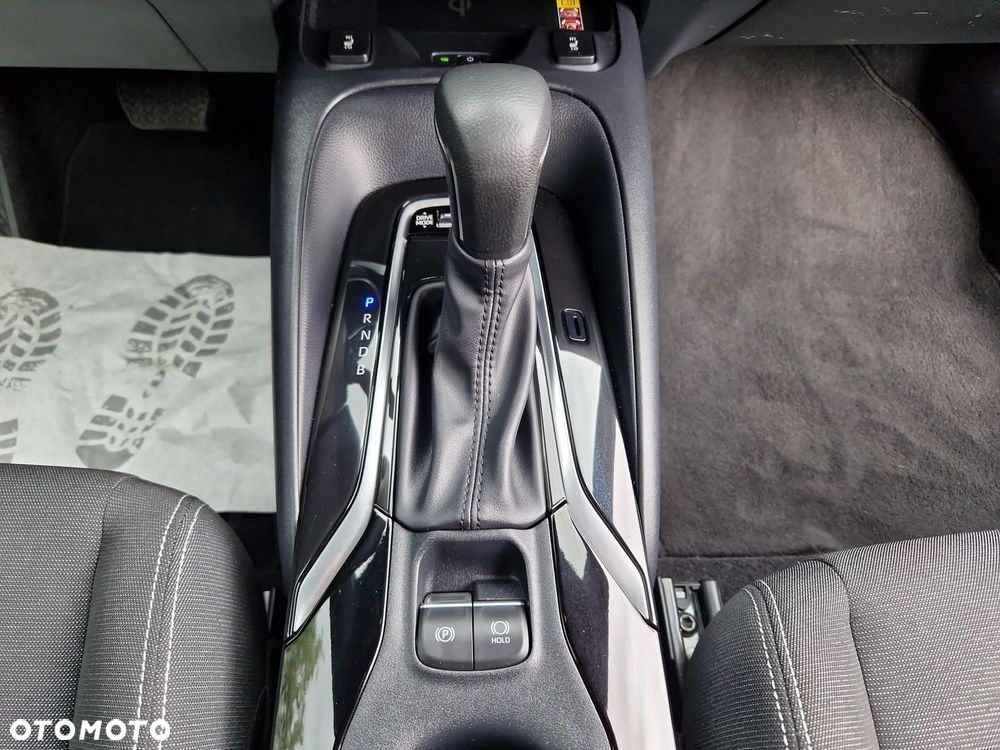 Toyota Corolla 1.8 Hybrid Comfort - 20