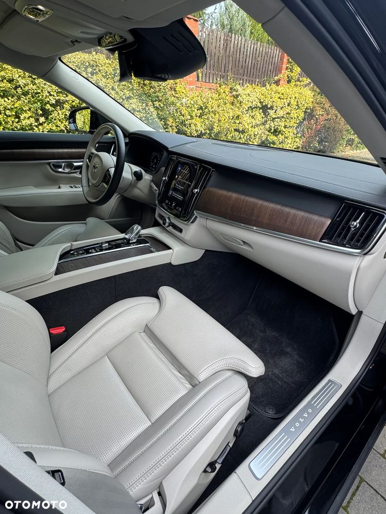 Volvo S90 - 11