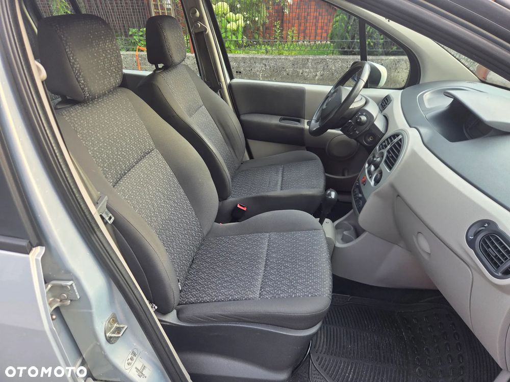 Renault Modus - 19