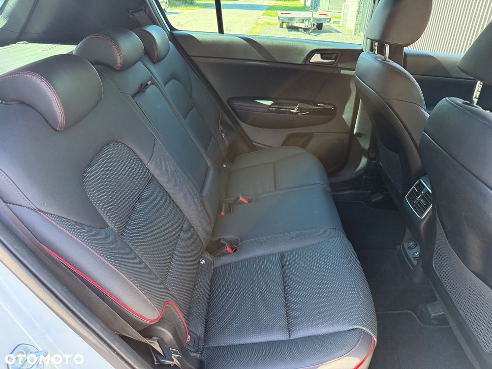 Kia Sportage 1.6 T-GDI AWD DCT GT LINE - 13