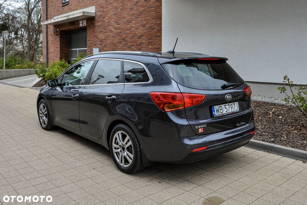 Kia Ceed - 3