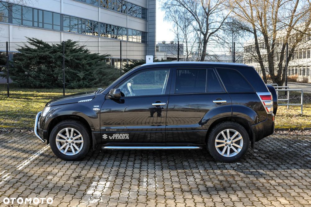 Suzuki Grand Vitara - 2