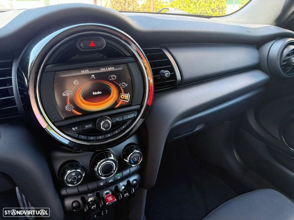 MINI 3 Portas One - 43