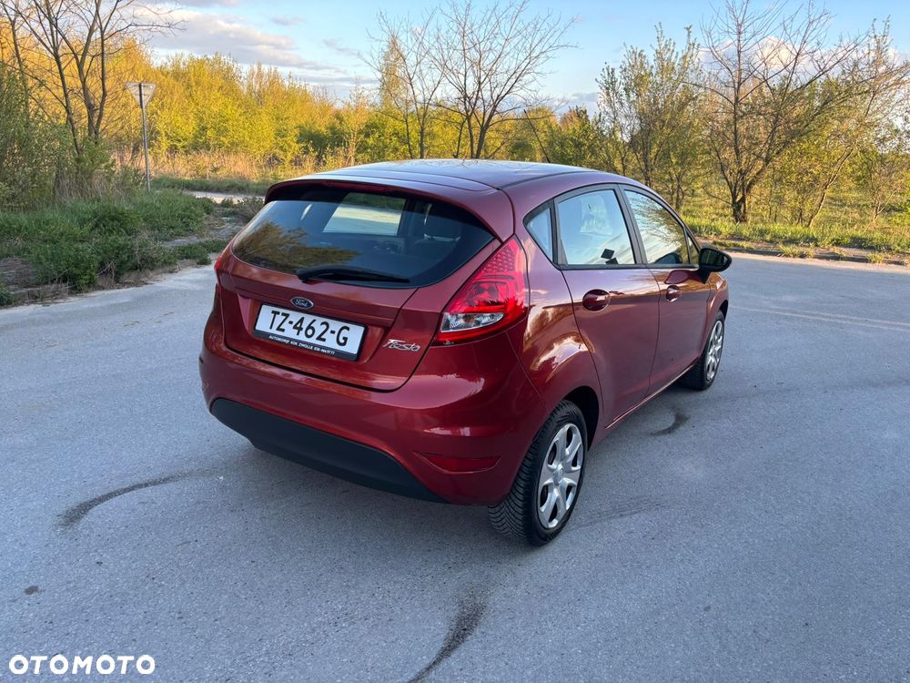Ford Fiesta 1.25 Champions Edition - 31